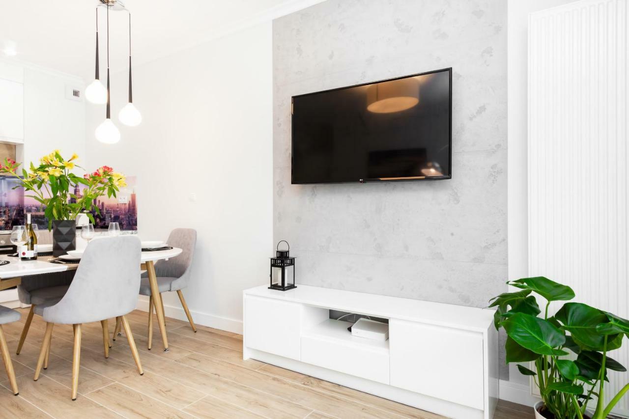 Apartments Warsaw Dzielna By Noclegi Renters Luaran gambar