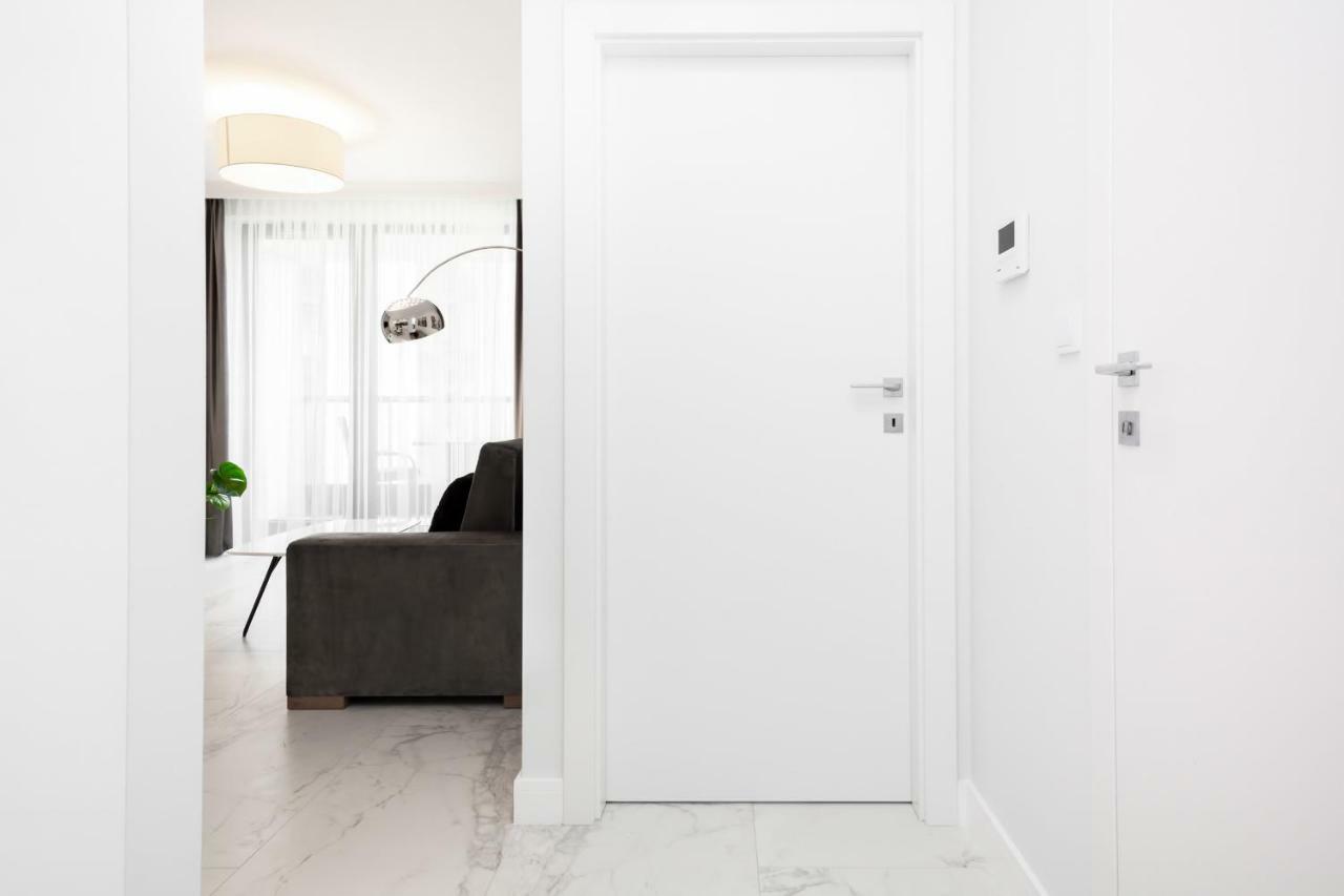 Apartments Warsaw Dzielna By Noclegi Renters Luaran gambar