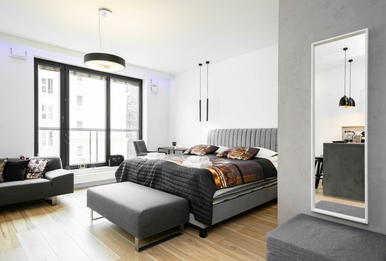 Apartments Warsaw Dzielna By Noclegi Renters Luaran gambar