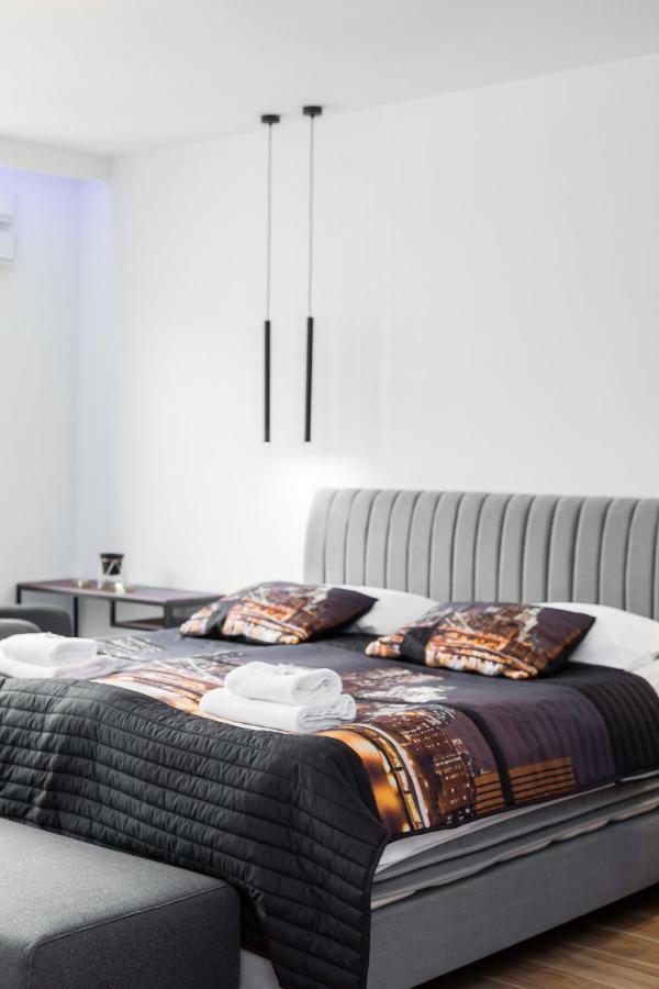 Apartments Warsaw Dzielna By Noclegi Renters Luaran gambar